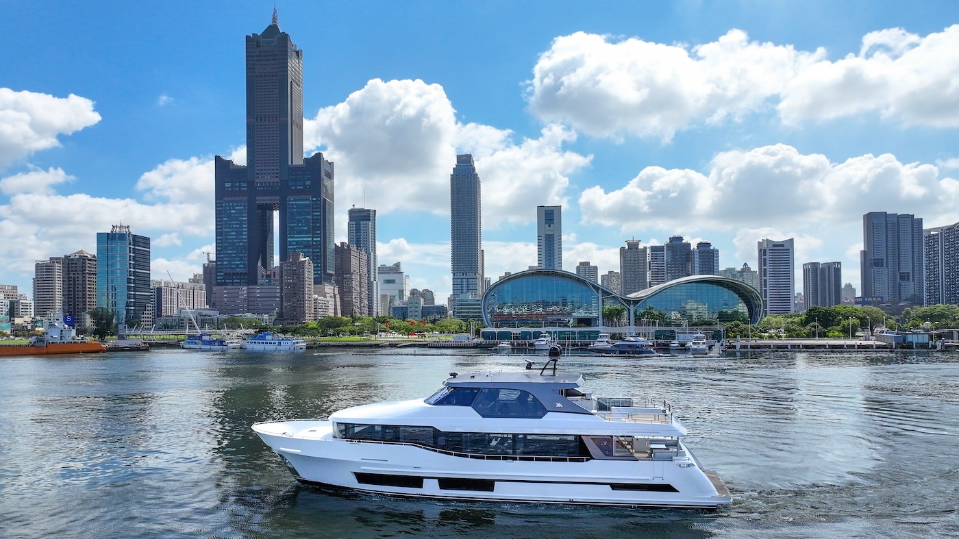 Ocean Alexander 28L in Taiwan Ocean Alexander 28L in Taiwan