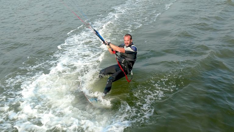 Oleksii Popov - Van Kustlijnideeën naar Herhaalbare Waterkanthandel Cover