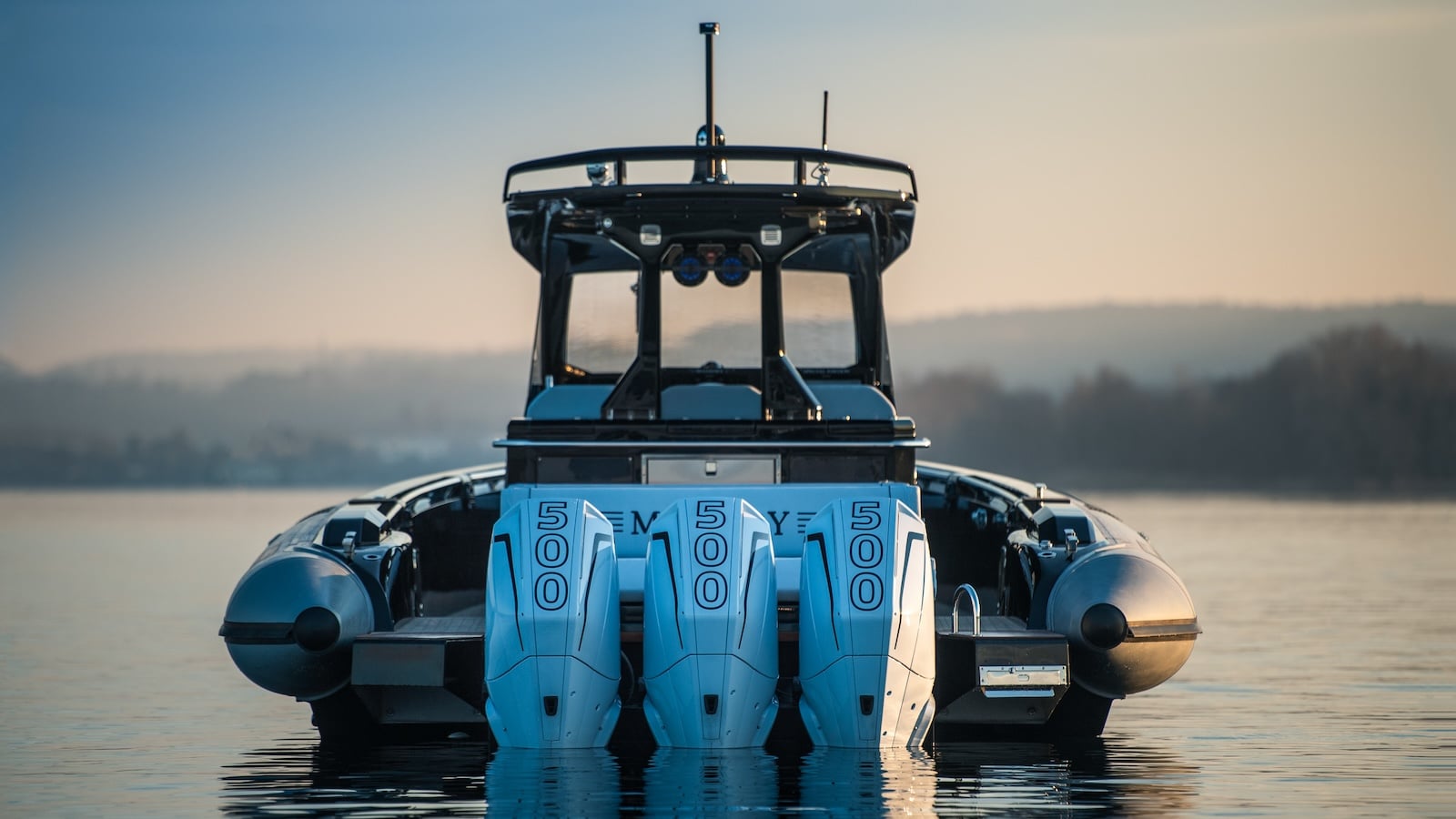 Pirelli 42 Special Edition PIRELLI 42_Special Edition_Mansory (9)